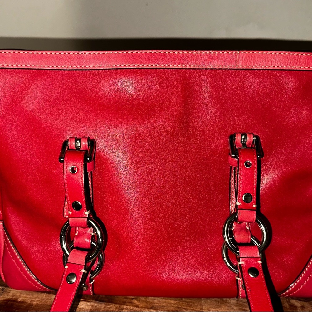 Coach Vibrant Red Leather Shoulder Bag - Picture 2 of 4